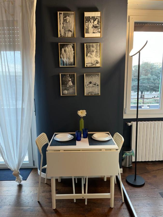 Citta Studi Apartment - Front Metro Lambrate ミラノ エクステリア 写真