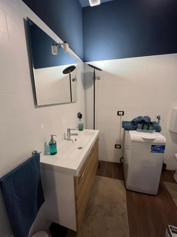 Citta Studi Apartment - Front Metro Lambrate ミラノ エクステリア 写真