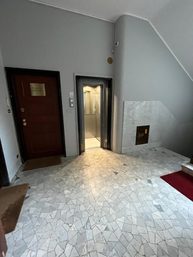 Citta Studi Apartment - Front Metro Lambrate ミラノ エクステリア 写真